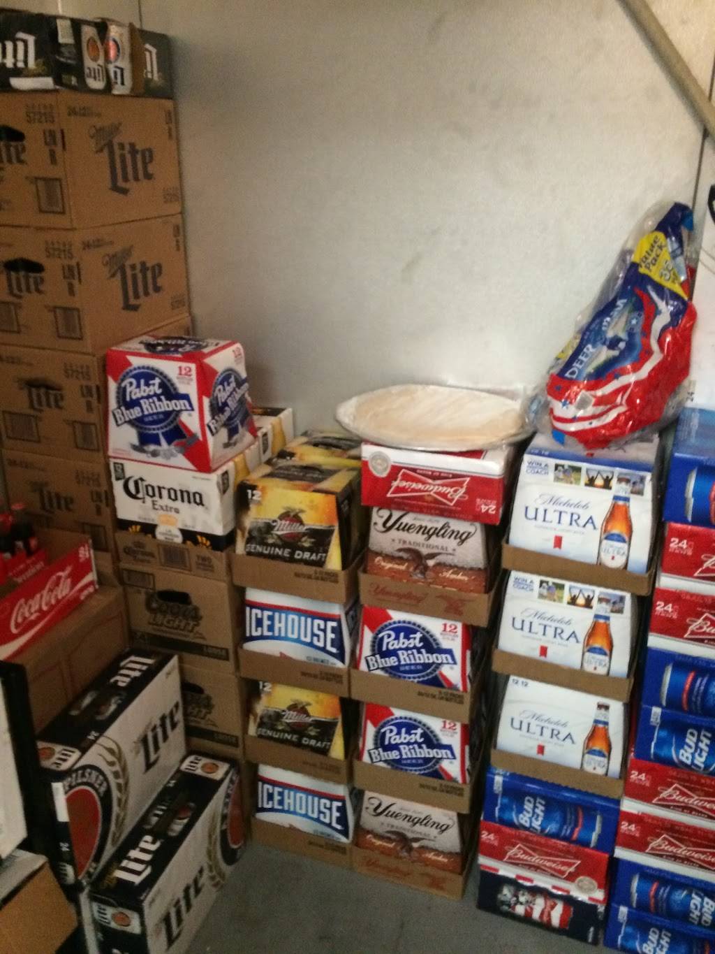 Dawg Shack | restaurant | 7924 Chesapeake Blvd # E, Norfolk, VA 23518, USA | 7575887785 OR +1 757-588-7785