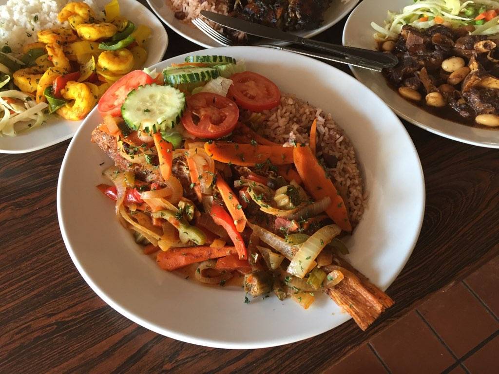 Tastee Jerk | restaurant | 20003 Hollis Ave, St. Albans, NY 11412, USA | 7182850704 OR +1 718-285-0704