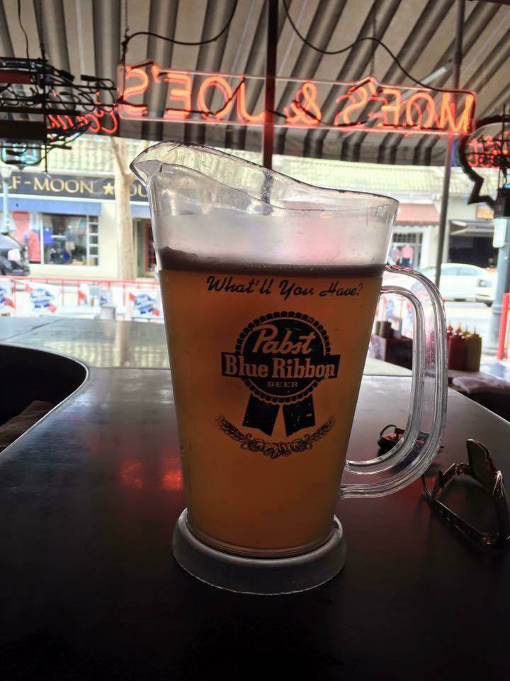 Moes & Joes | restaurant | 1033 North Highland Avenue Northeast, Atlanta, GA 30306, USA | 4048736090 OR +1 404-873-6090