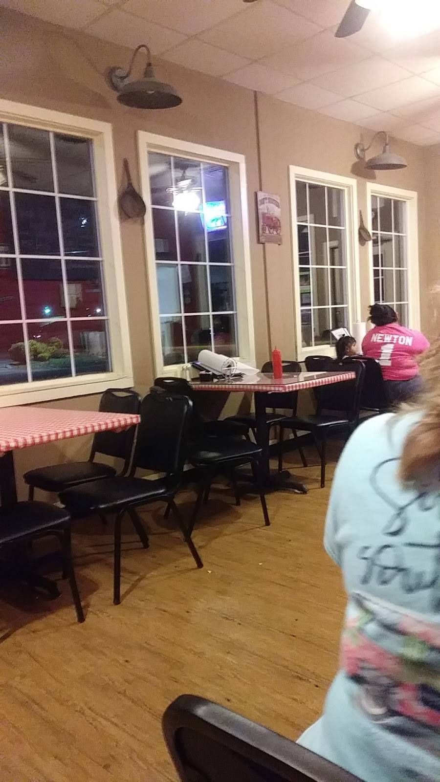 Crawfords | restaurant | 5225 S Main St, Cowpens, SC 29330, USA | 8644633939 OR +1 864-463-3939