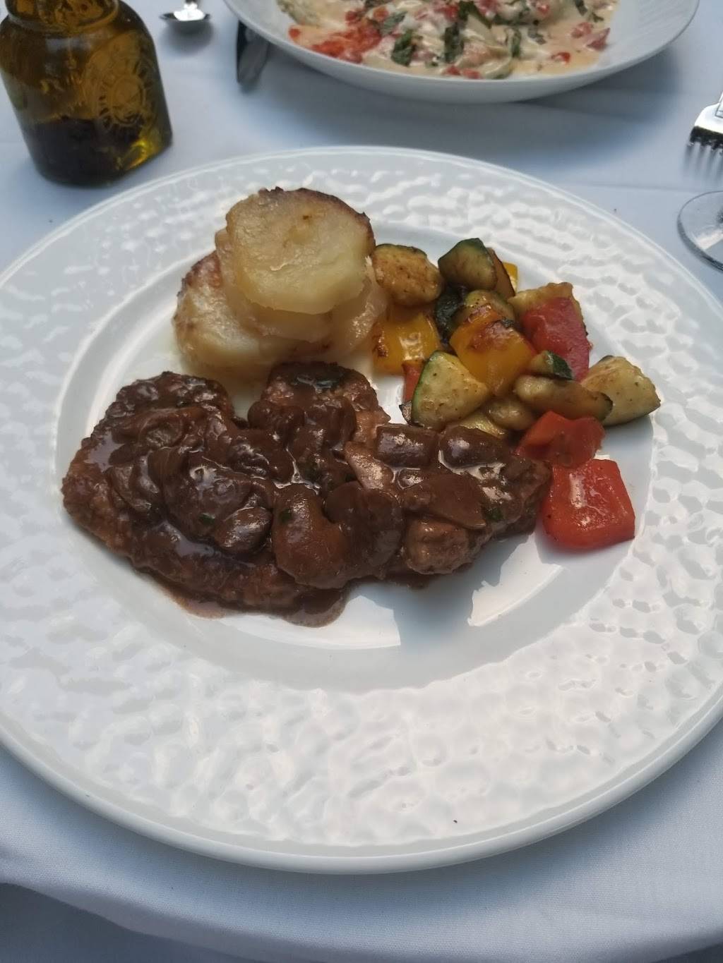 Cafe Cortina | restaurant | 30715 W 10 Mile Rd, Farmington Hills, MI 48336, USA | 2484743033 OR +1 248-474-3033