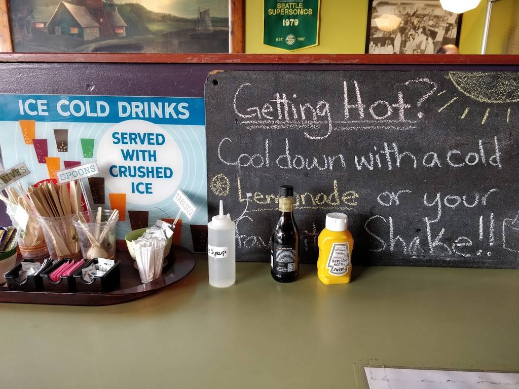 Red Mill Burgers | restaurant | 1613 W Dravus St, Seattle, WA 98119, USA | 2062846363 OR +1 206-284-6363