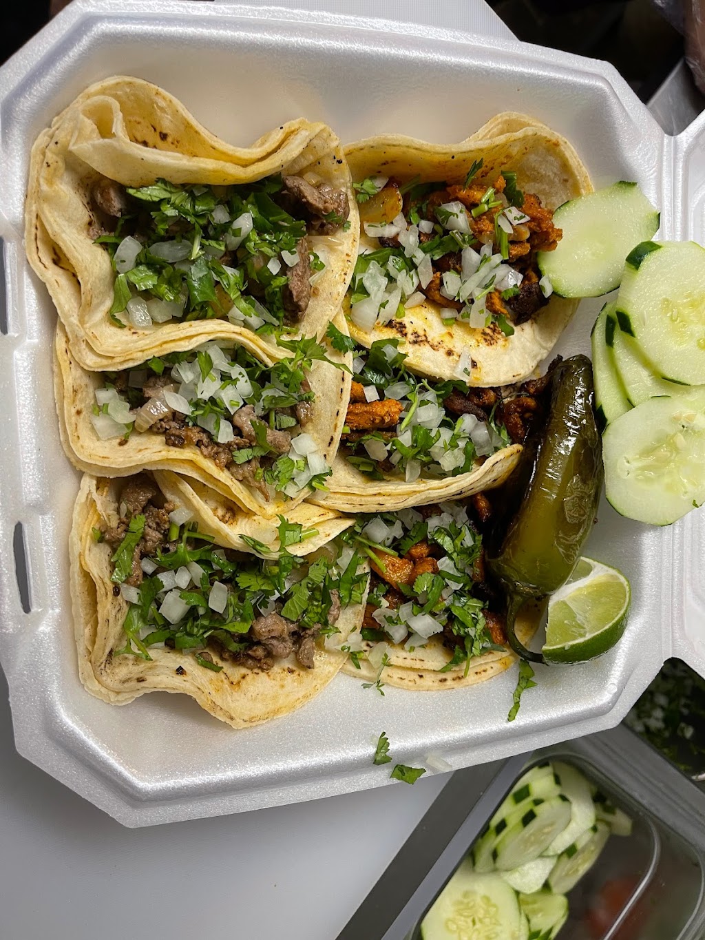 Tacos el Milagro | restaurant | 112 E Virginia Ave, Crewe, VA 23930, USA | 4344801164 OR +1 434-480-1164