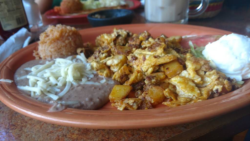 Casa Flores | restaurant | 3499 Brookside Rd # C, Stockton, CA 95219, USA | 2094742272 OR +1 209-474-2272