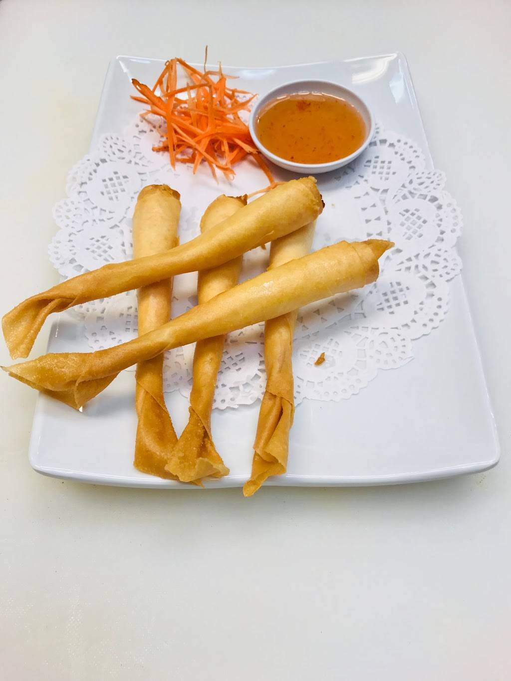 Garden Thai Restaurant | restaurant | 1764 E Lugonia Ave #104, Redlands, CA 92374, USA | 9093899890 OR +1 909-389-9890