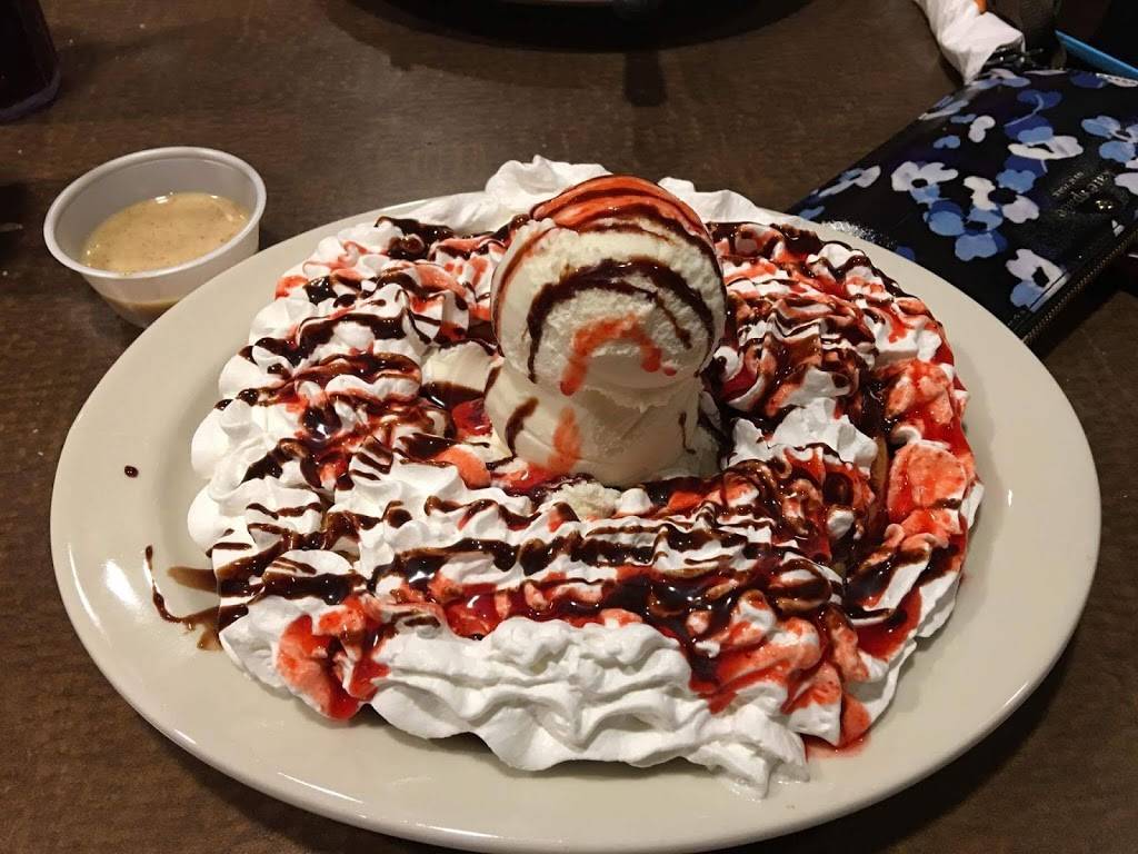 Eatn Park | restaurant | 995 E Pittsburgh St, Greensburg, PA 15601, USA | 7248372759 OR +1 724-837-2759