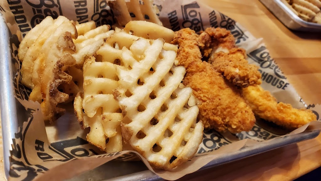 Logans Roadhouse | restaurant | 5300 San Dario Ave, Laredo, TX 78041, USA | 9567288513 OR +1 956-728-8513