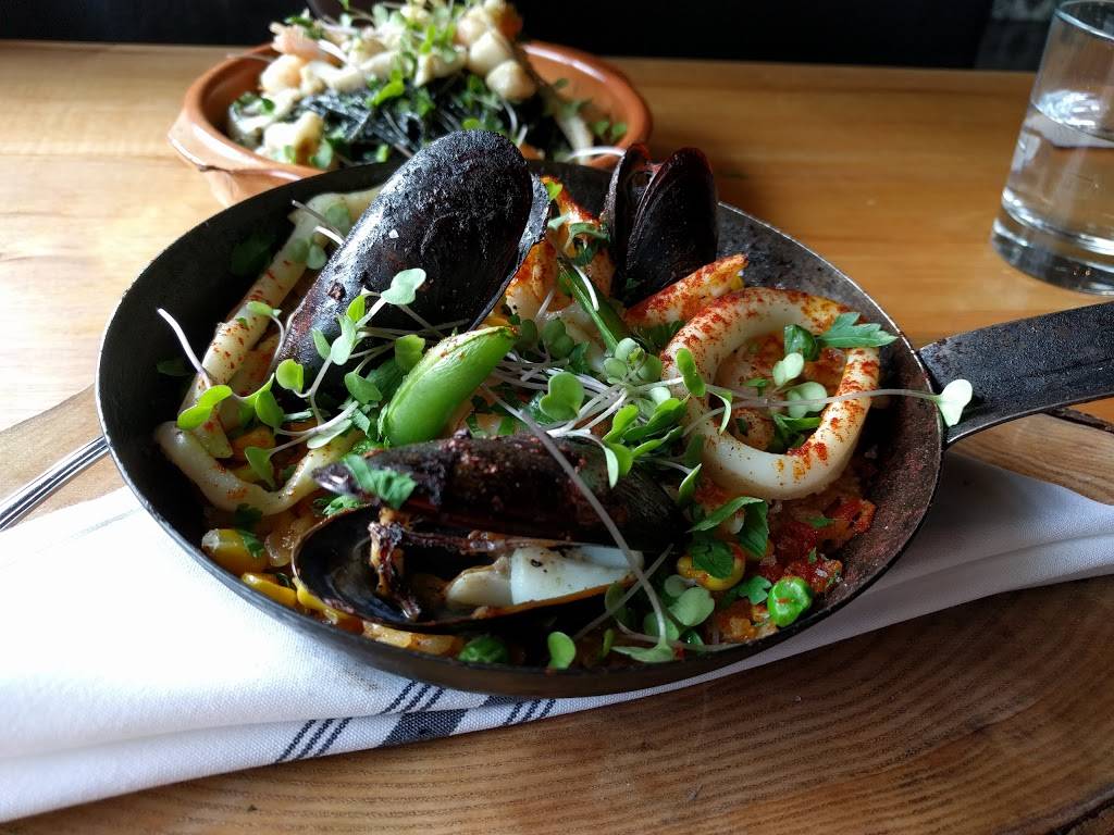 Tapagria Spanish Tapas Restaurant | restaurant | 230 Commerce Valley Dr E #2, Thornhill, ON L3T 7Y3, Canada | 9057718868 OR +1 905-771-8868