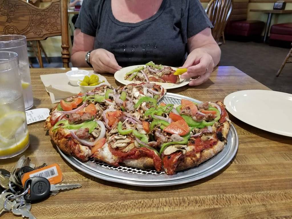 Upper Crust Pizza | restaurant | 2727 Churn Creek Rd, Redding, CA 96002, USA | 5302218525 OR +1 530-221-8525