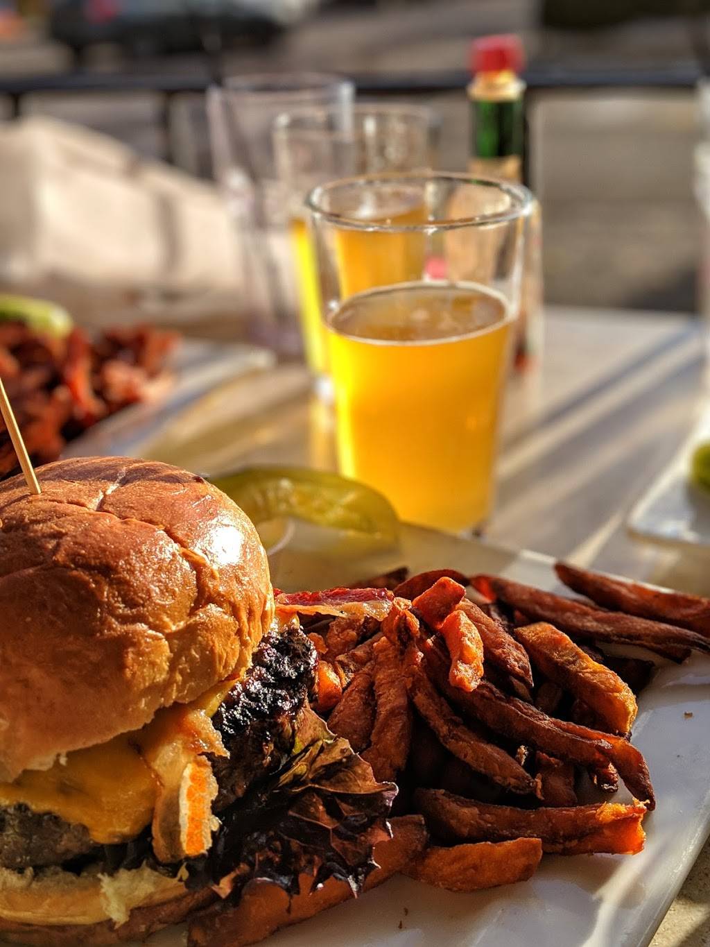 Whistling Willies | restaurant | 184 Main St, Cold Spring, NY 10516, USA | 8452652012 OR +1 845-265-2012