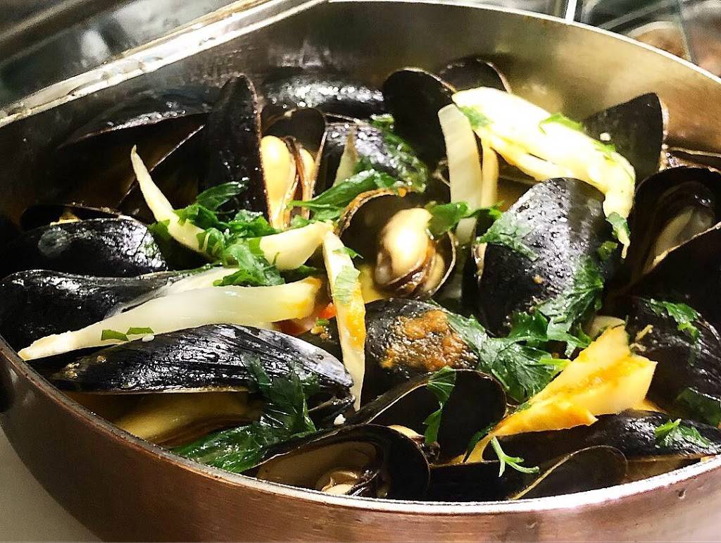 I Pazzi Restaurant | restaurant | 50 Maple St, Danvers, MA 01923, USA | 9787771955 OR +1 978-777-1955