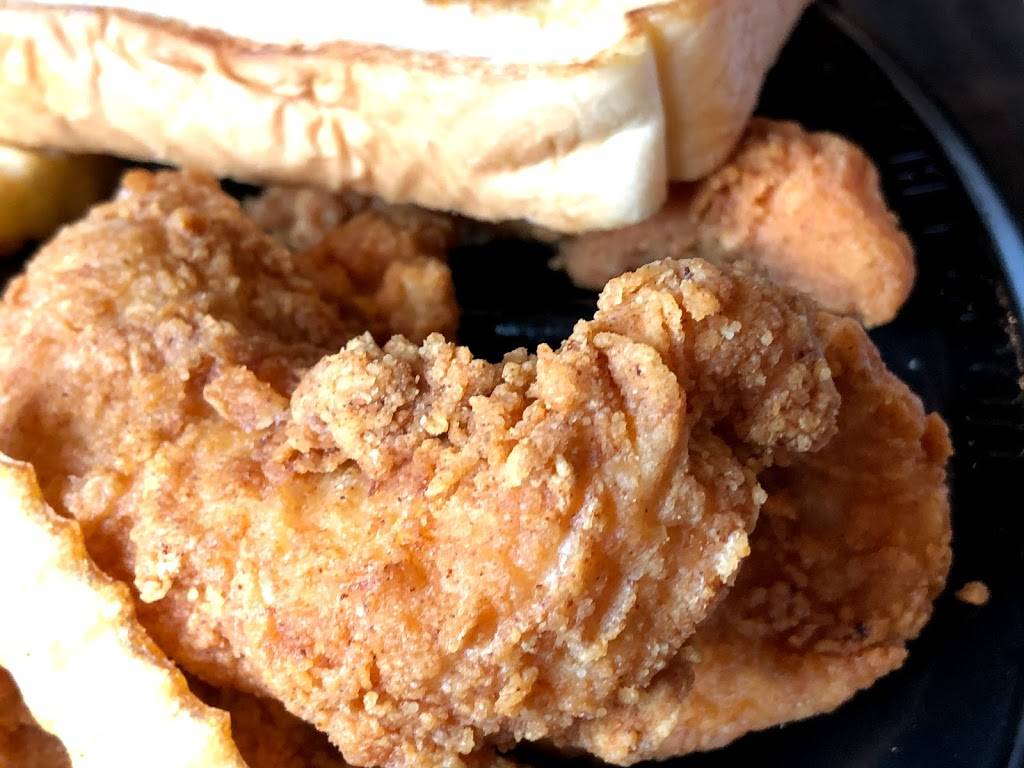 Zaxbys | restaurant | 928 E Semoran Blvd, Apopka, FL 32703, USA | 4075834528 OR +1 407-583-4528