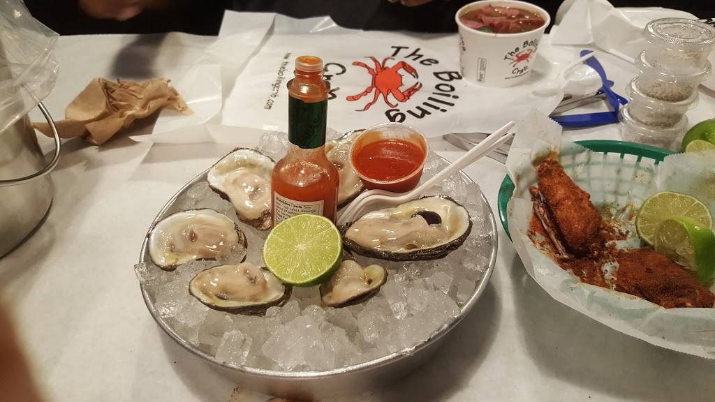 The Boiling Crab | restaurant | 1000 K St #100, Sacramento, CA 95814, USA | 9162810291 OR +1 916-281-0291