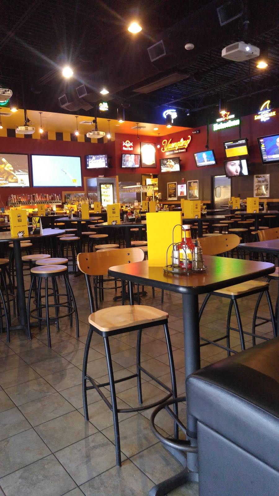 Buffalo Wild Wings | restaurant | 13230 City Station Dr, Jacksonville, FL 32218, USA | 9047575777 OR +1 904-757-5777