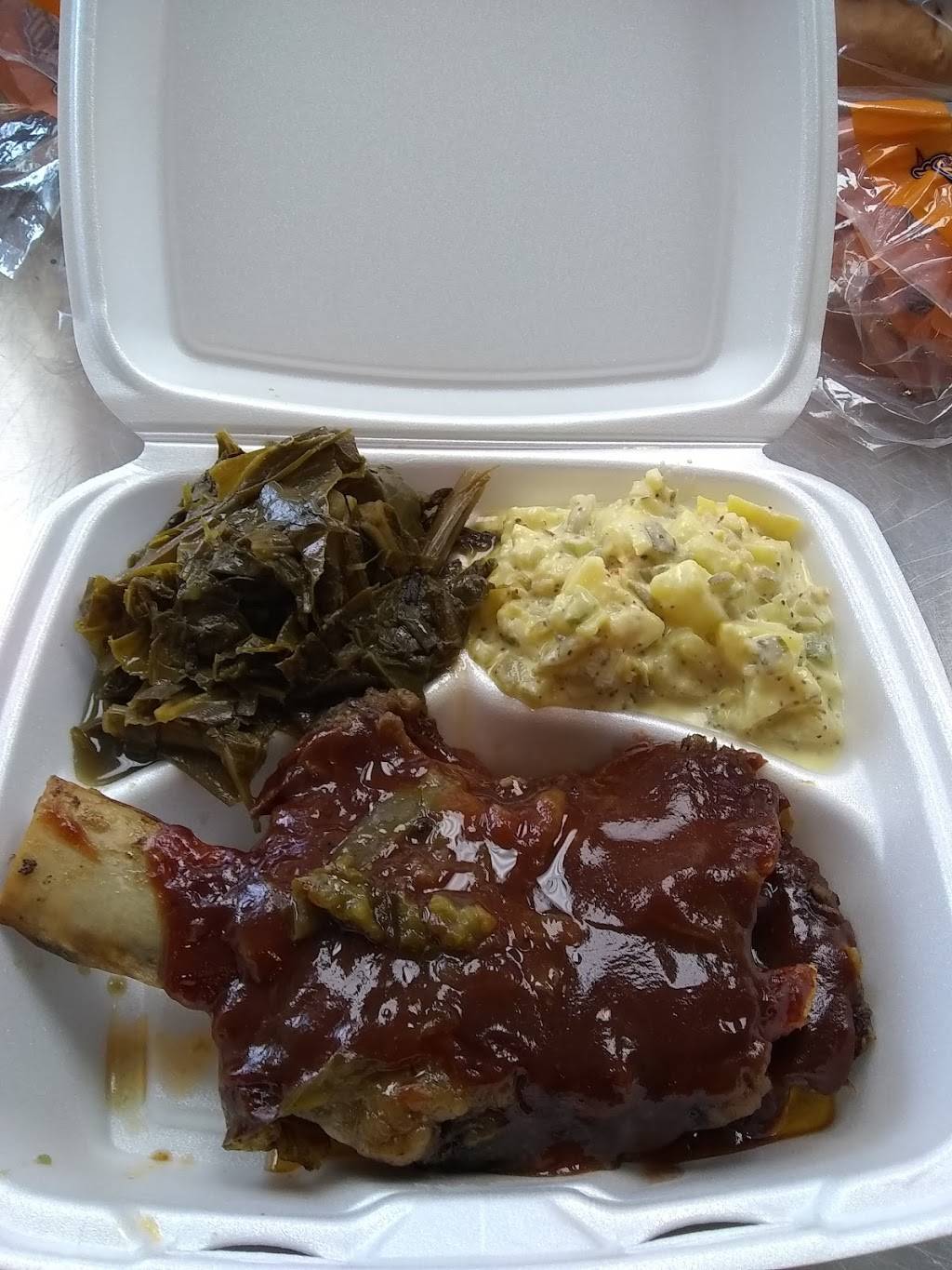 Madelines Kitchen Inc. | restaurant | 200 Washington Ave, Weldon, NC 27890, USA | 2526788700 OR +1 252-678-8700