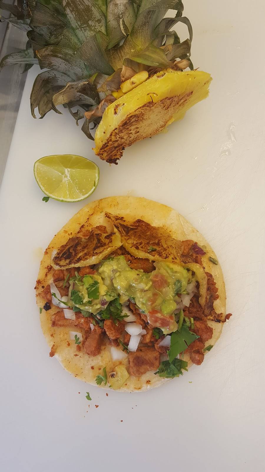 Mannys Tacos Xclusivos | restaurant | 1561 E Pawnee St, Wichita, KS 67216, USA | 3166184303 OR +1 316-618-4303