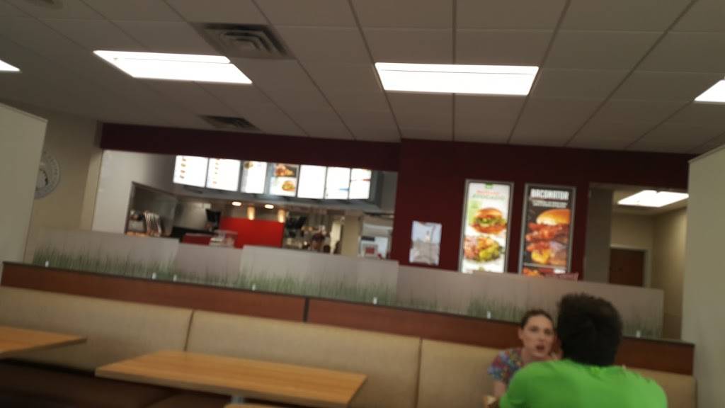 Wendys | restaurant | 12688 Gov G C Peery Hwy, Pounding Mill, VA 24637, USA | 2769635702 OR +1 276-963-5702