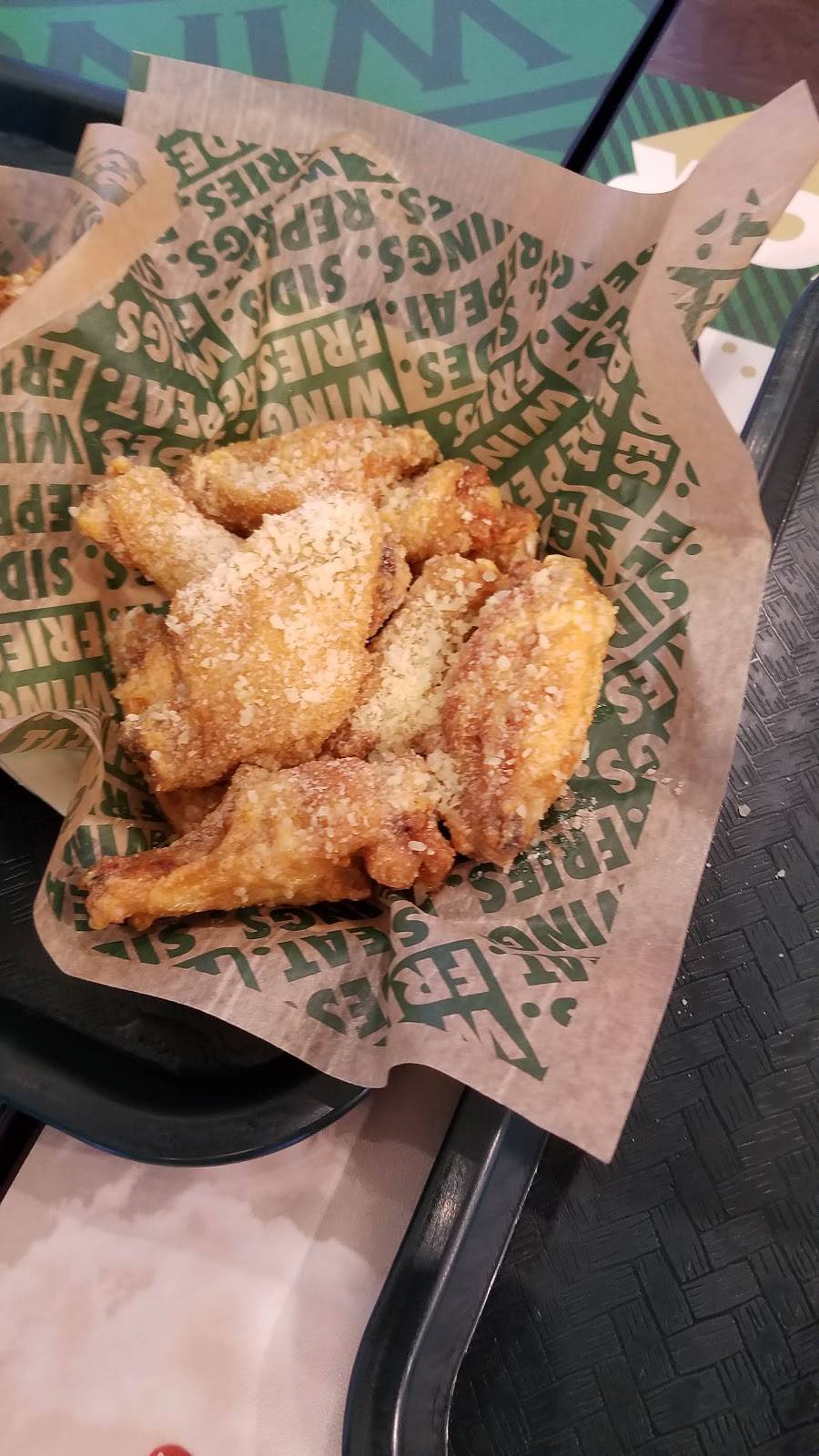 Wingstop | restaurant | 400 Route 211 E, Ste 21, Middletown, NY 10940, USA | 8457892319 OR +1 845-789-2319