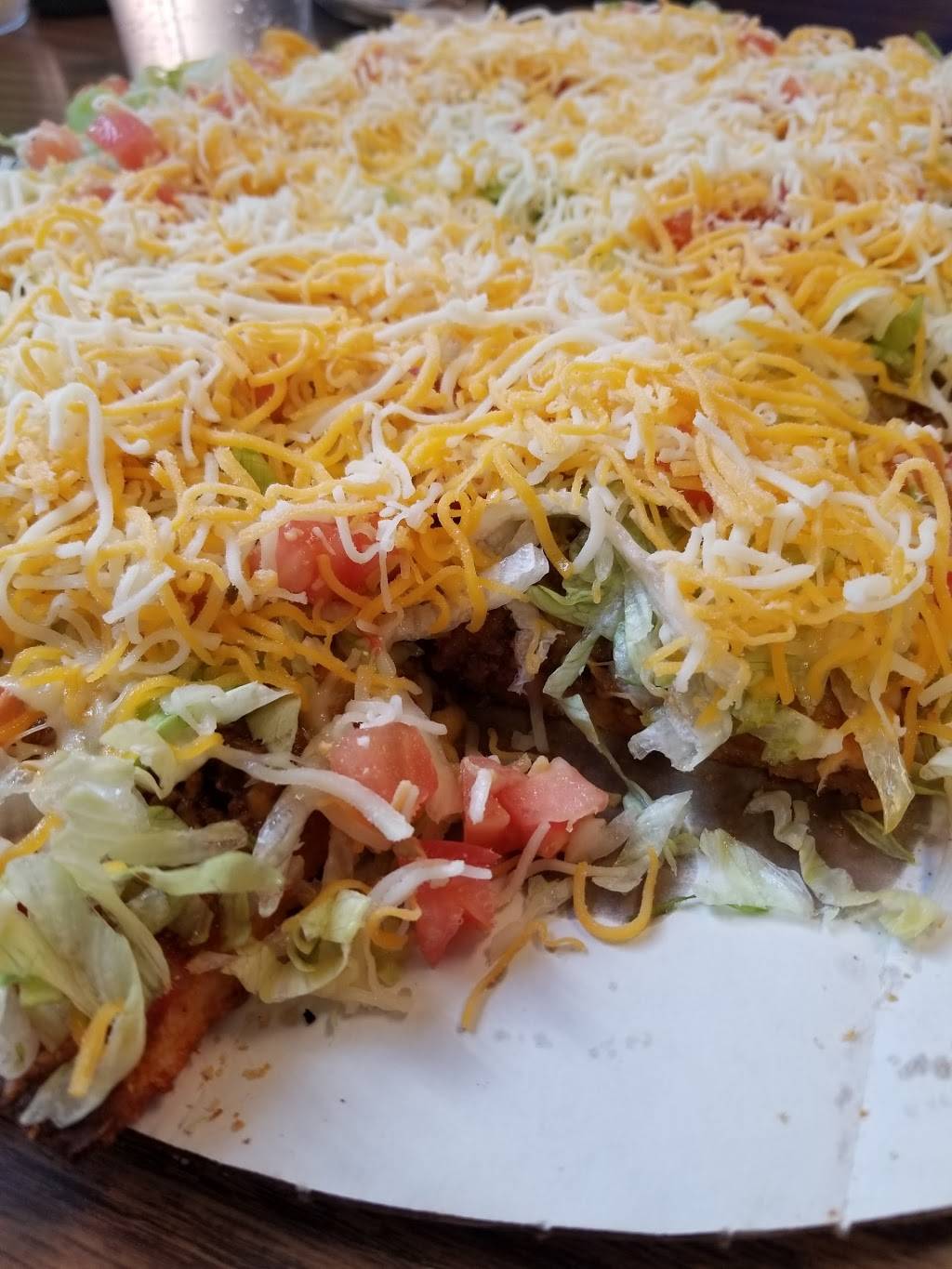 Fracassos Village Pizza | restaurant | 3699 OH-605, Galena, OH 43021, USA | 7409654711 OR +1 740-965-4711