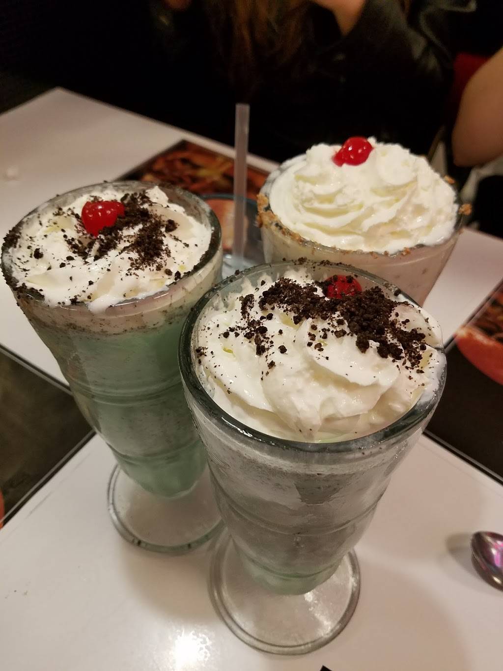 Steak n Shake | restaurant | 5901 National Rd E, Richmond, IN 47374, USA | 7659669082 OR +1 765-966-9082