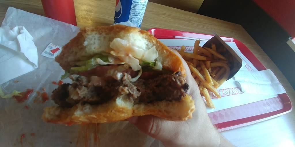 Chatham Burgers | restaurant | 215 Grand Ave W, Chatham, ON N7L 1C3, Canada | 5193541414 OR +1 519-354-1414