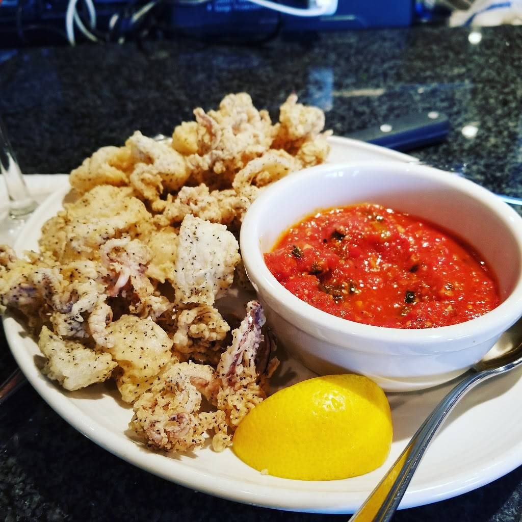 Carrabbas Italian Grill | restaurant | 3210 Tillman Dr, Bensalem, PA 19020, USA | 2152453555 OR +1 215-245-3555