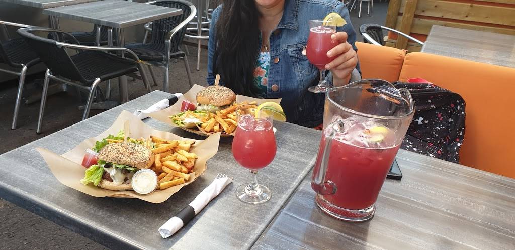 Cactus Restaurant Bar | restaurant | 814 Avenue Myrand, Québec, QC G1V 2V5, Canada | 4185279111 OR +1 418-527-9111