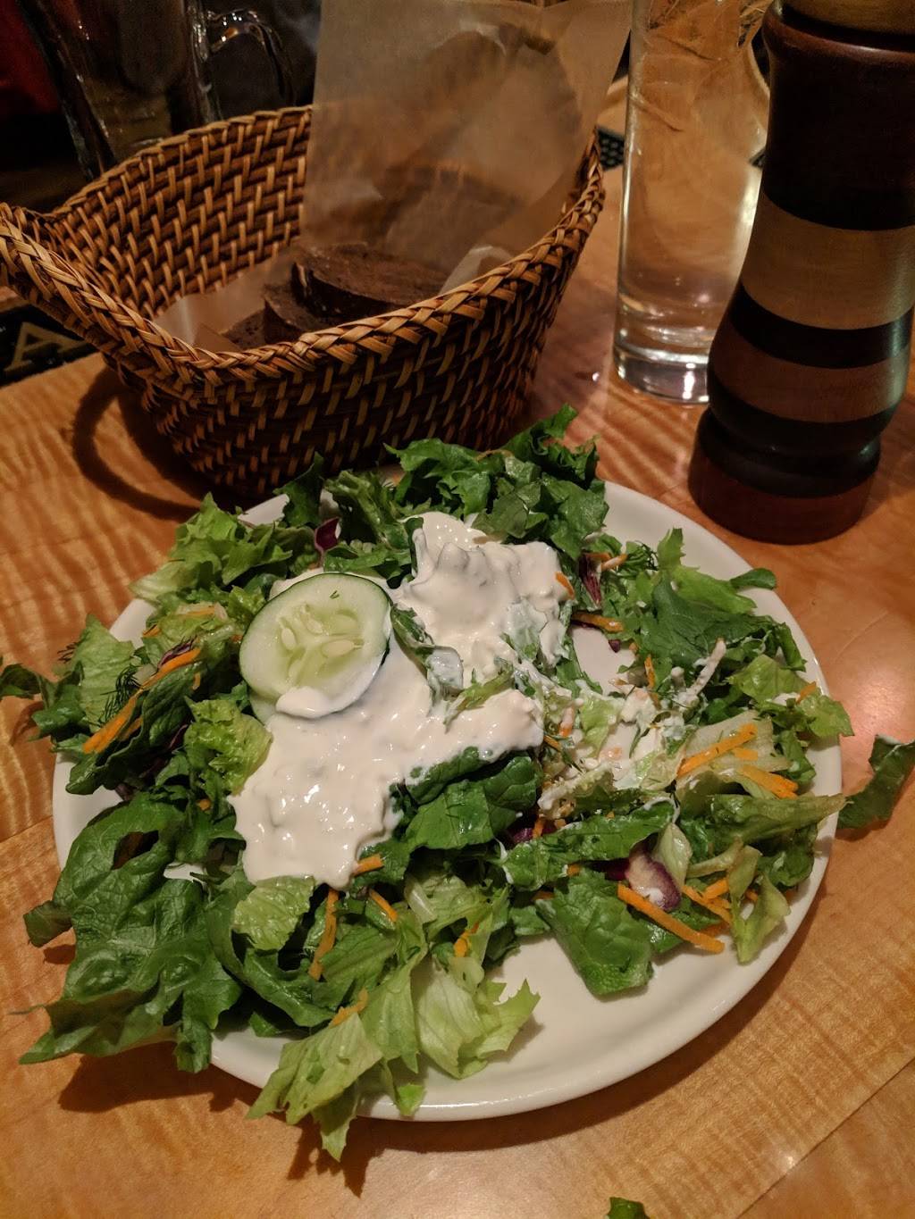 Mountain Brauhaus | restaurant | 3123 US-44, Gardiner, NY 12525, USA | 8452559766 OR +1 845-255-9766