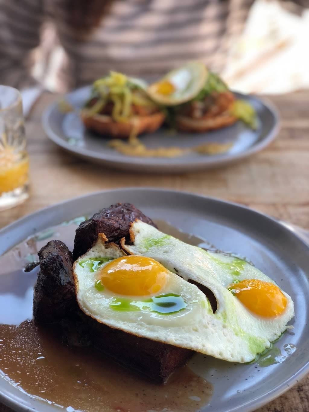 Miel | restaurant | 2194 Rue Centre, Montréal, QC H3K 1J4, Canada | 4383813838 OR +1 438-381-3838