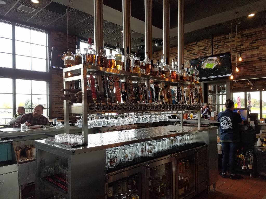Tamarack Tap Room | restaurant | 8418 Tamarack Village, Woodbury, MN 55125, USA | 6513302889 OR +1 651-330-2889