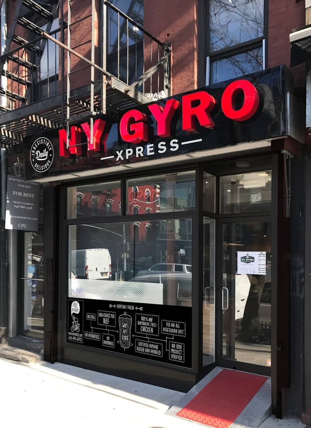 NY GYRO XPRESS | restaurant | 154 8th Ave, New York, NY 10011, USA | 6464846072 OR +1 646-484-6072