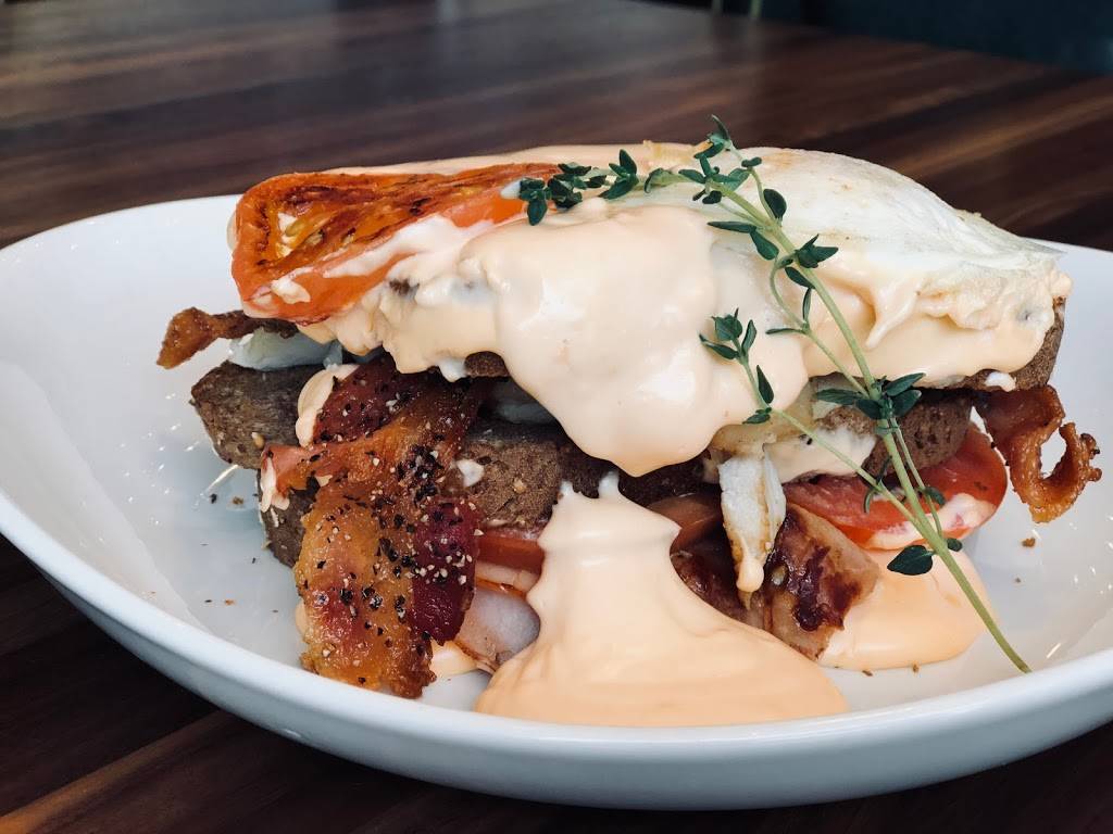 Range Restaurant + Cocktail Bar | restaurant | 11865 Hickman Rd, Urbandale, IA 50323, USA | 5152527500 OR +1 515-252-7500