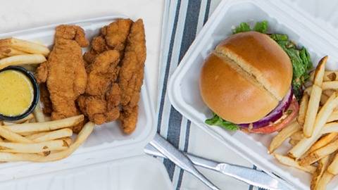 Perkins Restaurant & Bakery | restaurant | 1720 SW Wanamaker Rd, Topeka, KS 66604, USA | 7852730300 OR +1 785-273-0300