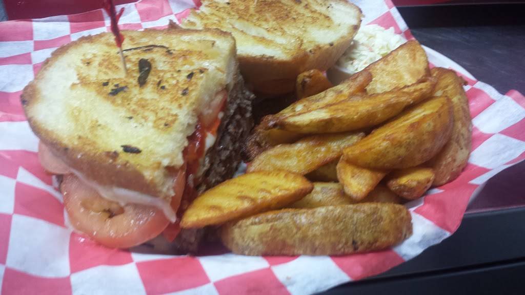 Miss Philly Grill | restaurant | 4211, 2957 Philmont Ave, Huntingdon Valley, PA 19006, USA | 2159477872 OR +1 215-947-7872