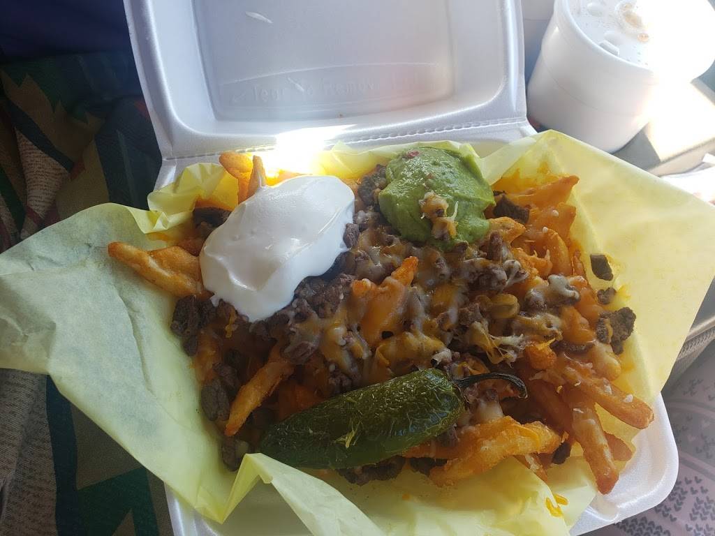 CaliBombs & Burgers | restaurant | 2300 E Lake Mead Blvd, North Las Vegas, NV 89030, USA | 7023810953 OR +1 702-381-0953