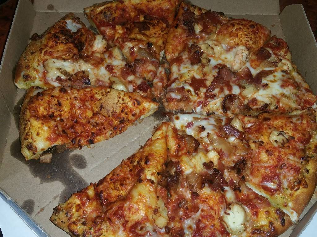 Dominos Pizza | meal delivery | 797 Pulaski Hwy, Bear, DE 19701, USA | 3028363300 OR +1 302-836-3300