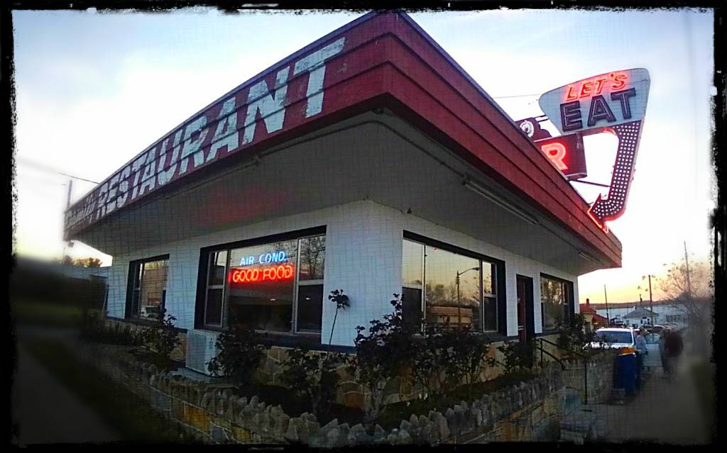 Twenty Four Hundred Diner | restaurant | 2400 Princess Anne St, Fredericksburg, VA 22401, USA | 5403739049 OR +1 540-373-9049