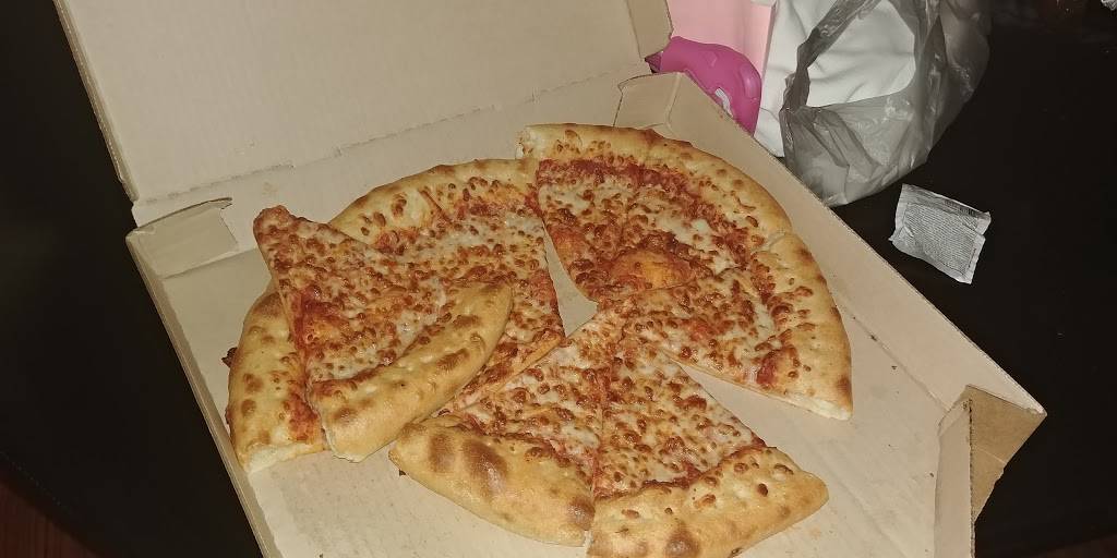 Pizza Hut | restaurant | 1449 W Buckingham Rd, Garland, TX 75042, USA | 9725307100 OR +1 972-530-7100