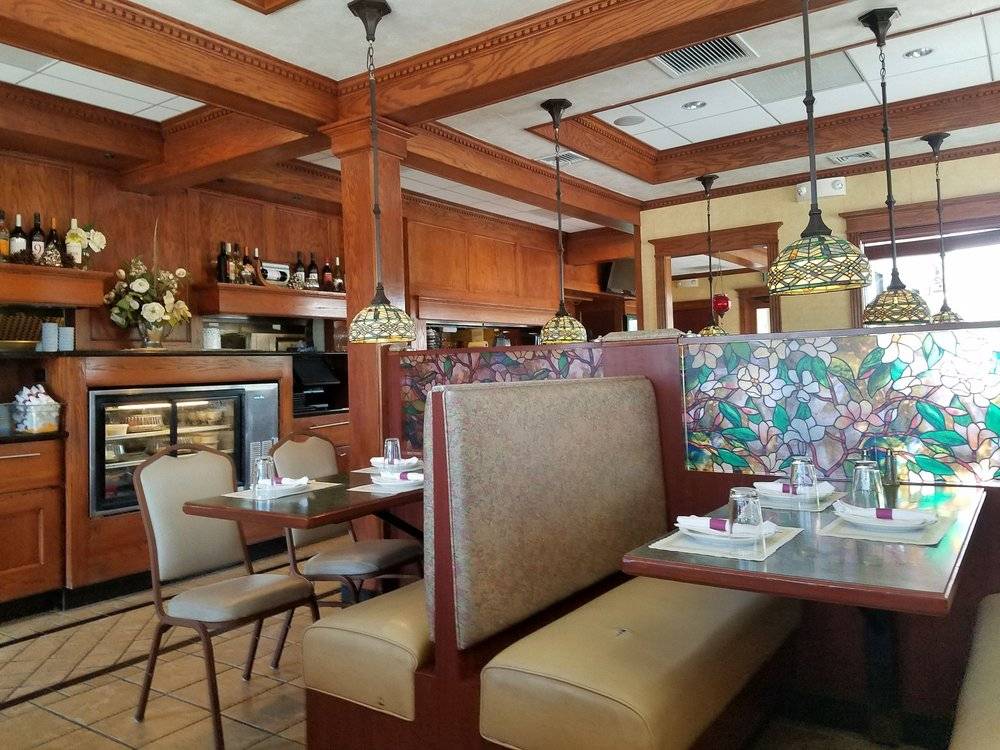 Jimmys Pizzeria and Restaurant | restaurant | 1975 W Main St, Stamford, CT 06902, USA | 2033484997 OR +1 203-348-4997