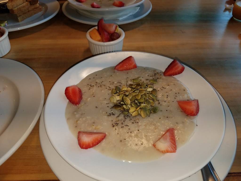 Meet & Eat | restaurant | 3445 Freeport Blvd, Sacramento, CA 95818, USA | 9164763082 OR +1 916-476-3082