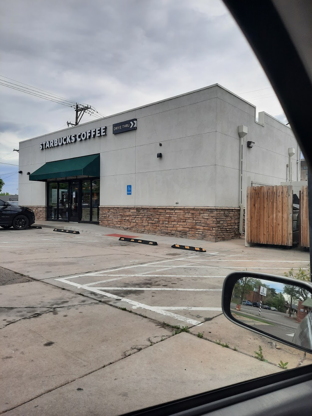 Starbucks | cafe | 2990 W 44th Ave, Denver, CO 80211, USA | 3034771457 OR +1 303-477-1457