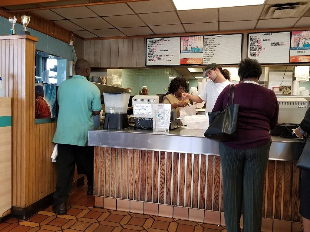 Donna Ks | restaurant | 1820 Milton Rd, Charlotte, NC 28215, USA | 7045372800 OR +1 704-537-2800