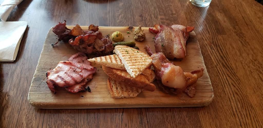 Paddy Longs Beer & Bacon Pub | restaurant | 1028 W Diversey Pkwy, Chicago, IL 60614, USA | 7732906988 OR +1 773-290-6988