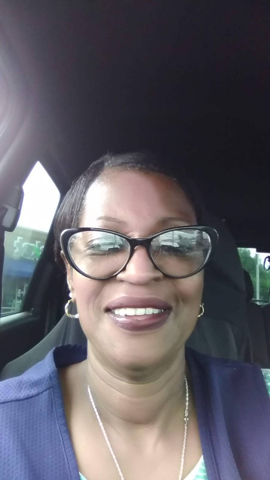 Sonic Drive-In | restaurant | 602 N JK Powell Blvd, Whiteville, NC 28472, USA | 9102076690 OR +1 910-207-6690