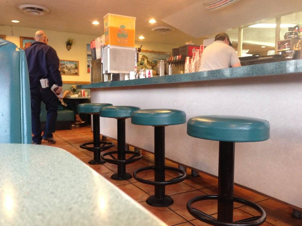 Super Burrito | restaurant | 11237 Whittier Blvd, Whittier, CA 90606, USA | 5626991957 OR +1 562-699-1957