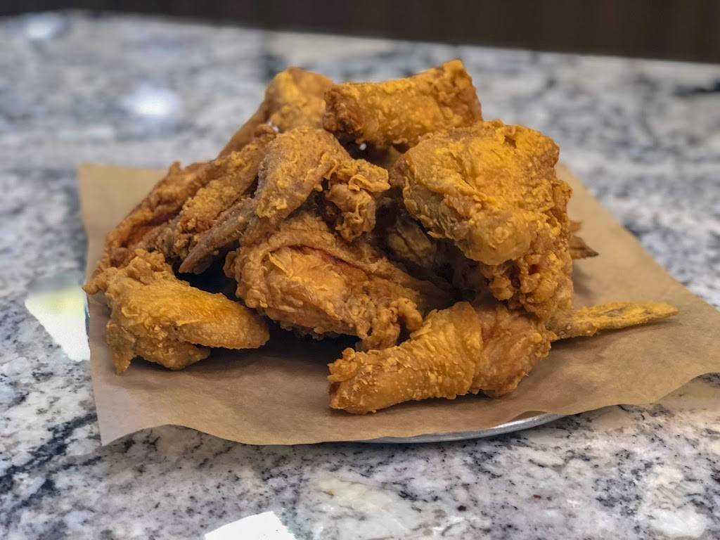 Harolds Shrimp & Chicken - Joliet | restaurant | 201 N Ottawa St, Joliet, IL 60432, USA | 8152805290 OR +1 815-280-5290