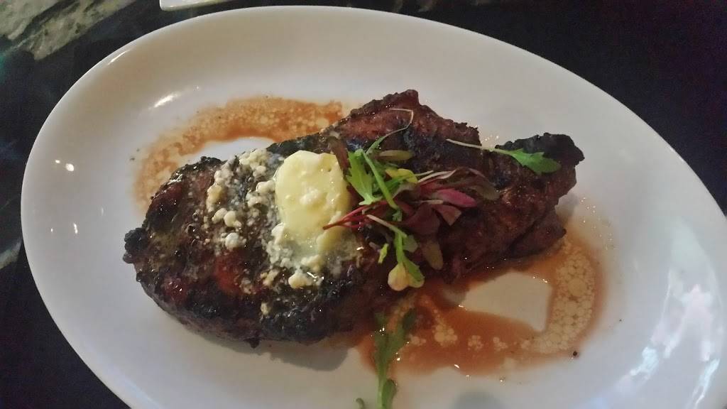 Precinct 10 | restaurant | 110 Main St, Weymouth, MA 02188, USA | 7813350010 OR +1 781-335-0010