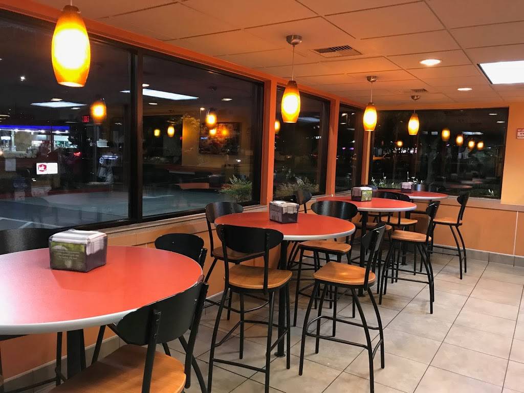 Jack in the Box | restaurant | 3035 Castro Valley Blvd, Castro Valley, CA 94546, USA | 5105371540 OR +1 510-537-1540