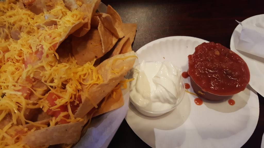 Wings Bar & Grill | restaurant | 1220 Ohio Pike, Amelia, OH 45102, USA | 5137529464 OR +1 513-752-9464