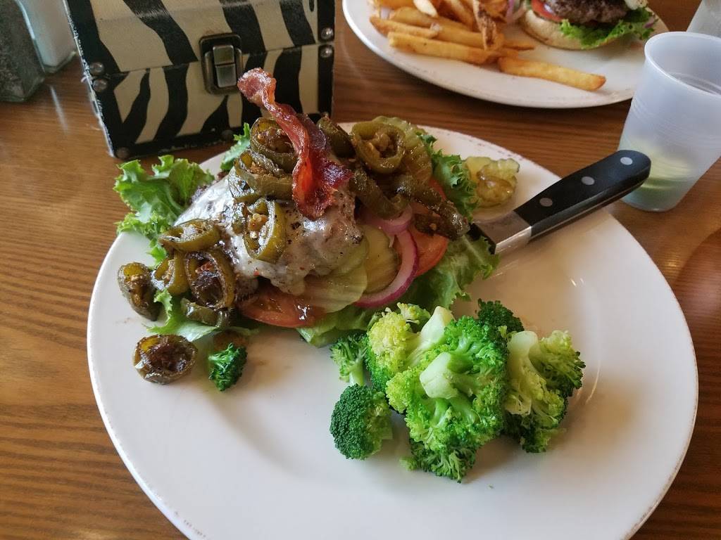 Short Mountain Distillery | restaurant | 8280 Short Mountain Rd, Woodbury, TN 37190, USA | 6155631243 OR +1 615-563-1243